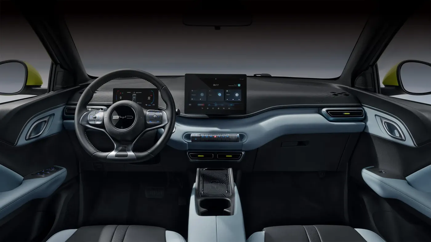 Interior del BYD Mini Dolphin
